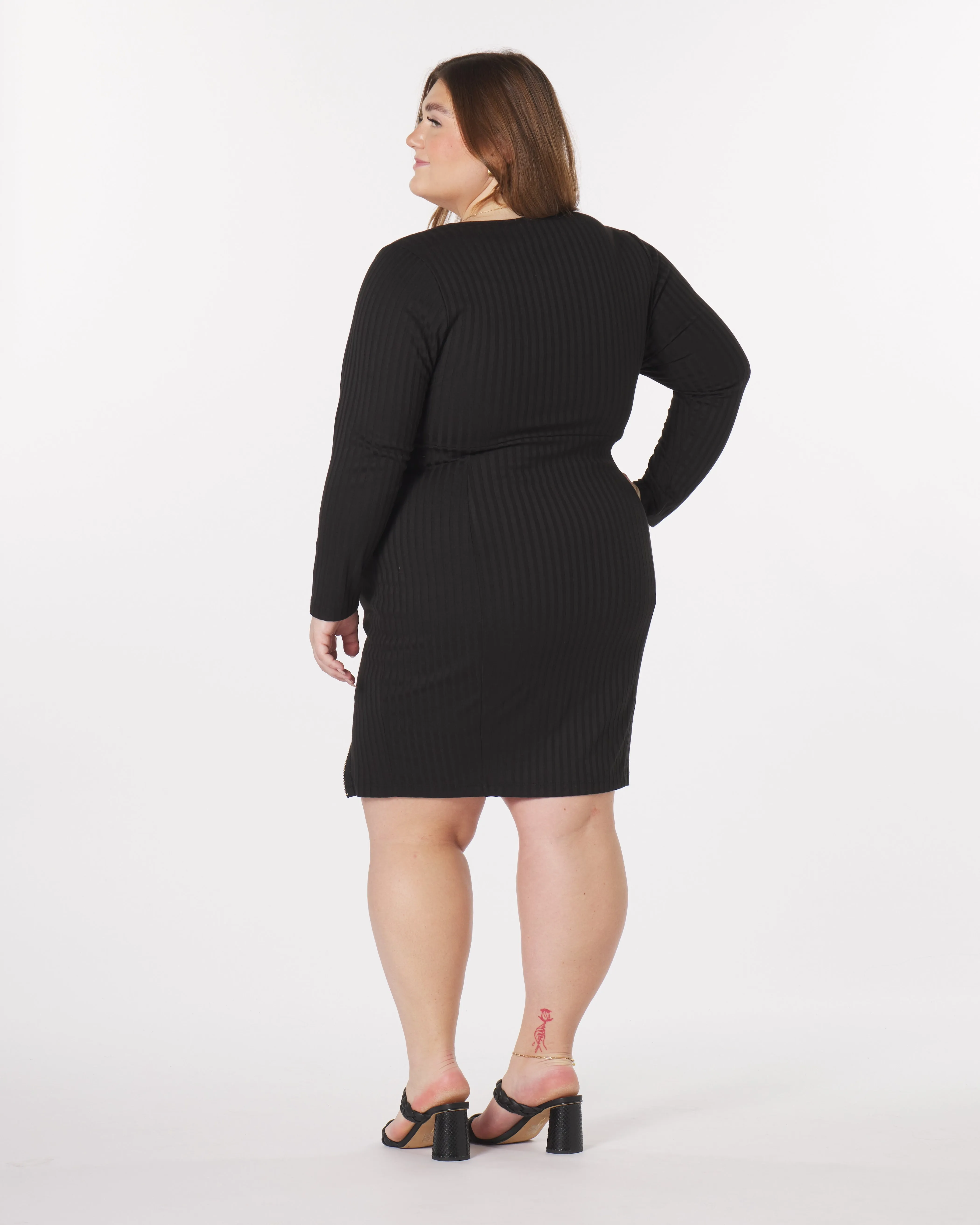 Liz Mini Dress sold by What Lo Wants product image thumbnail 4