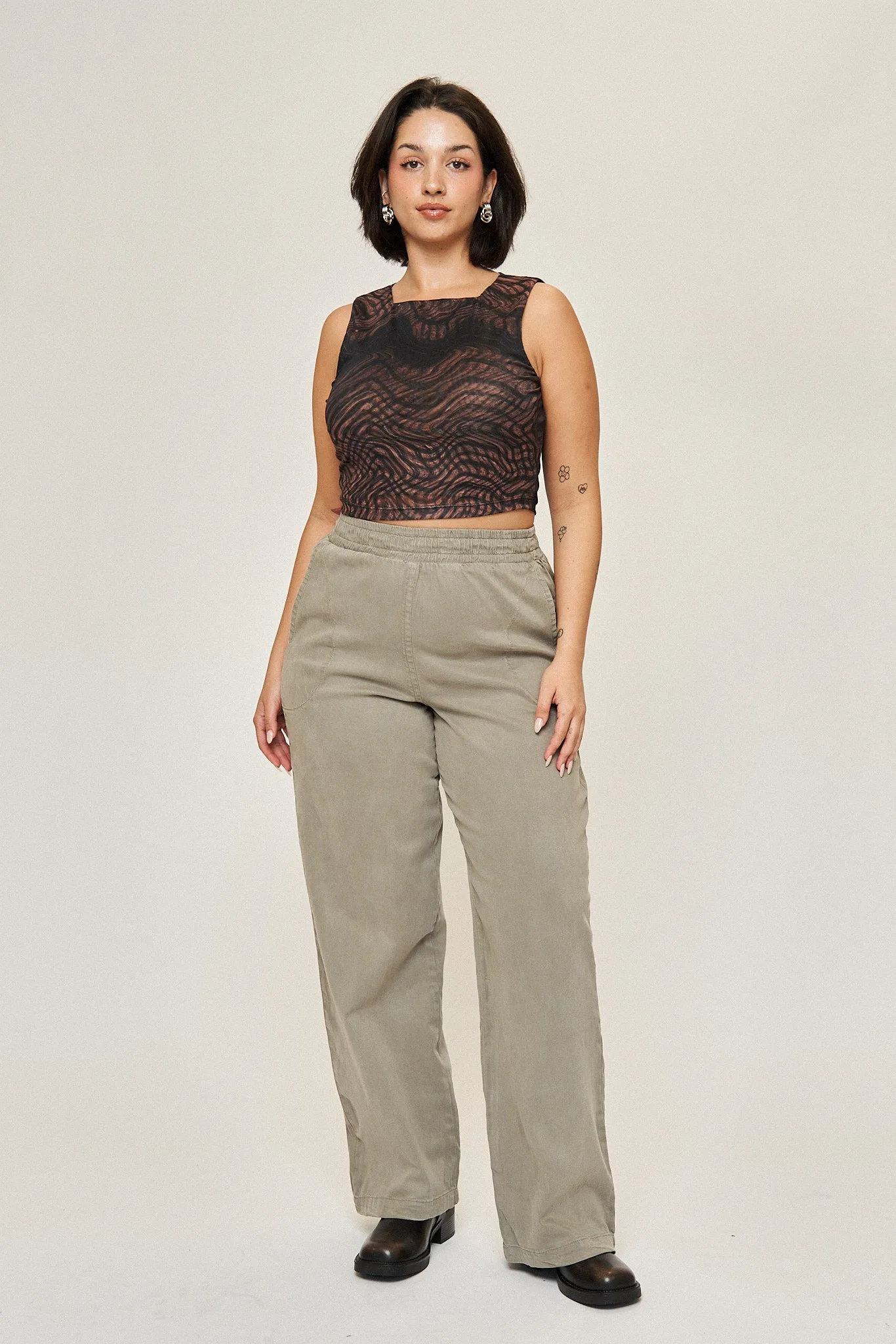 Maya Cotton Tencel Ease Pant in Soft Olive sold by What Lo Wants product image thumbnail 5