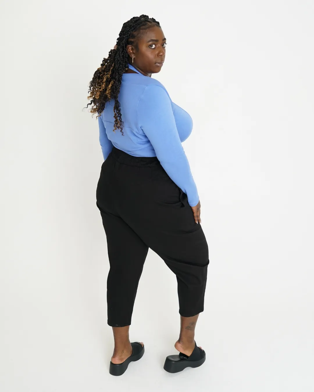 "Leah" Cotton Tencel Crop Pant in Black sold by What Lo Wants product image thumbnail 4