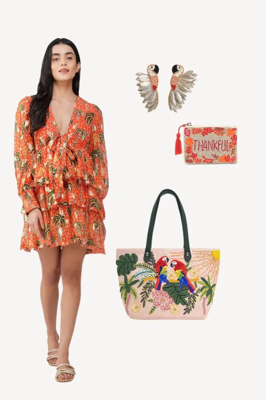 Tropic Tiers & Parrot Cheers
Bundle sold by America & Beyond