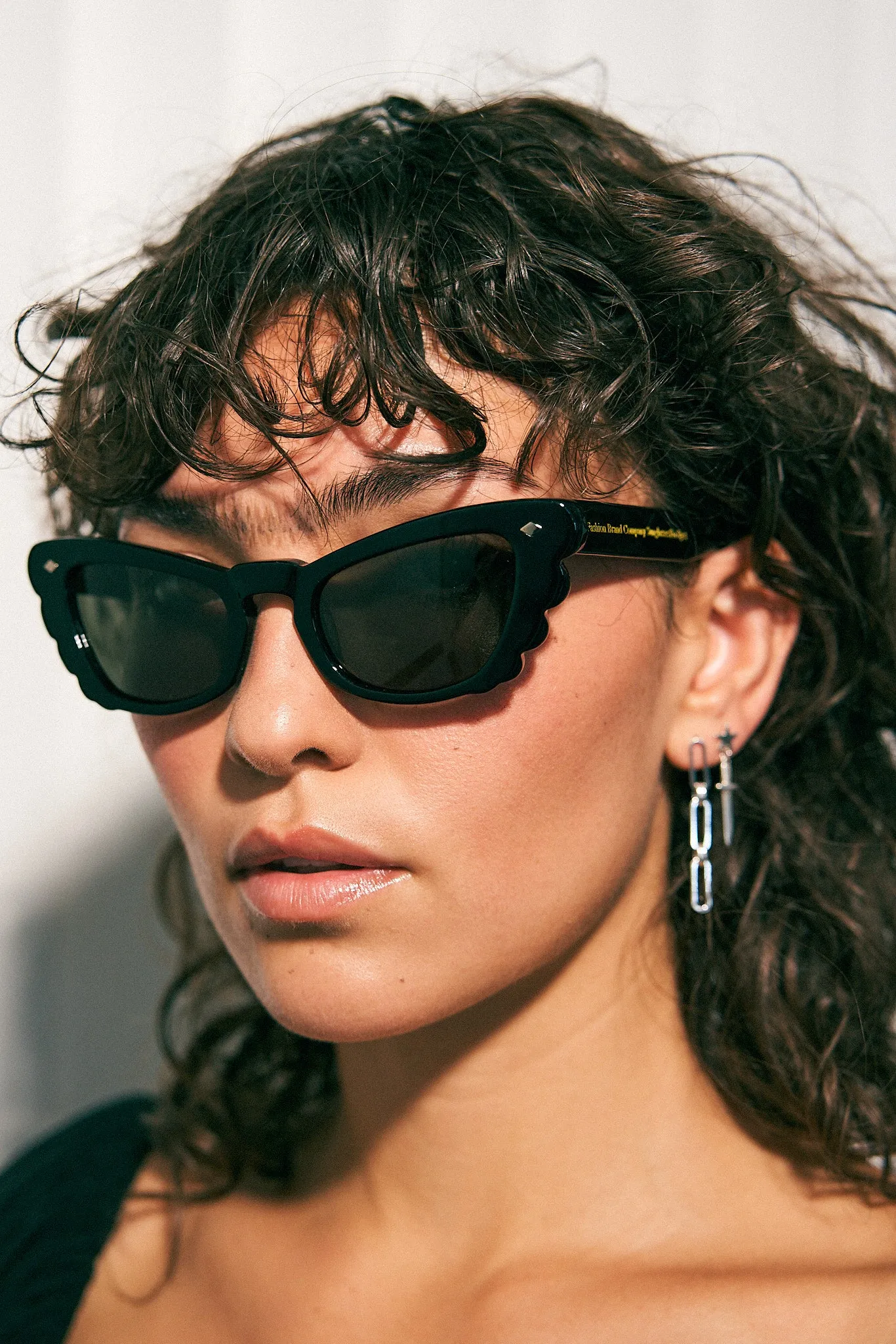3 left - Butterfly Sunglasses Black sold by Fashion Brand Company product image thumbnail 3
