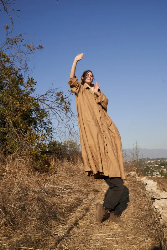 Linen jacket for sitting on your friend's shoulders to pretend you're an adult made by Fashion Brand Company