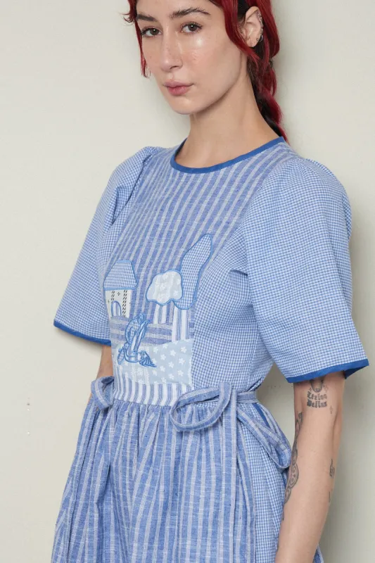 Blue Apron Lovers Folk Dress made by Fashion Brand Company