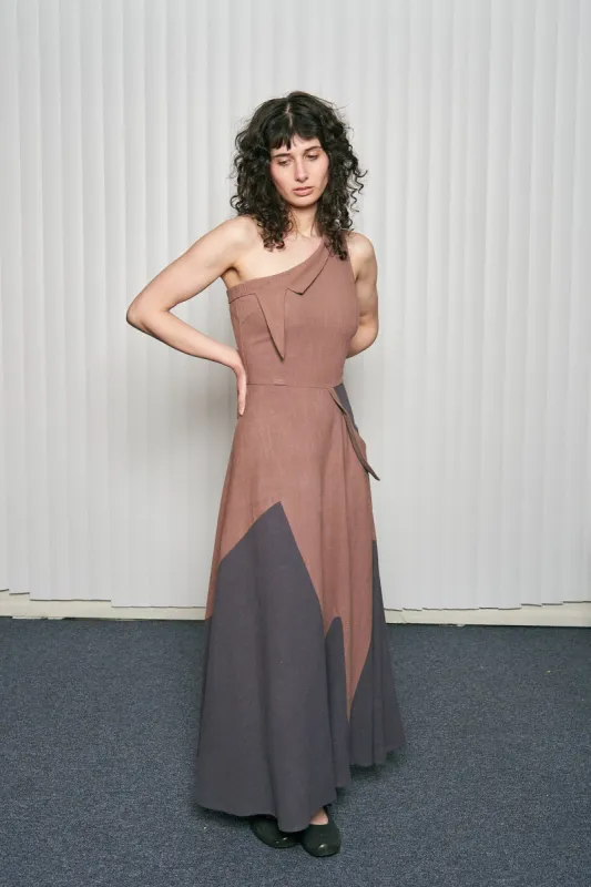 Step Sister Attack Linen Gown House Fire made by Fashion Brand Company