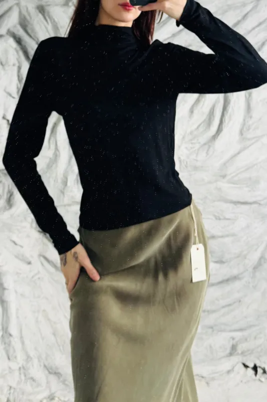 SAMPLE #352 - S Stretchy Turtleneck Top made by Fashion Brand Company