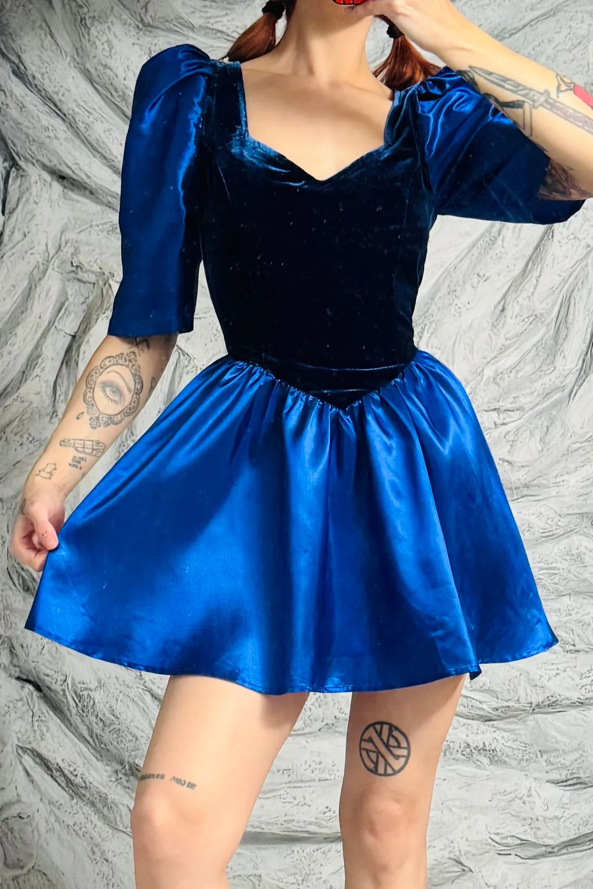 SAMPLE #131 - S Blue Velvet Satin Mini sold by Fashion Brand Company product image thumbnail 3