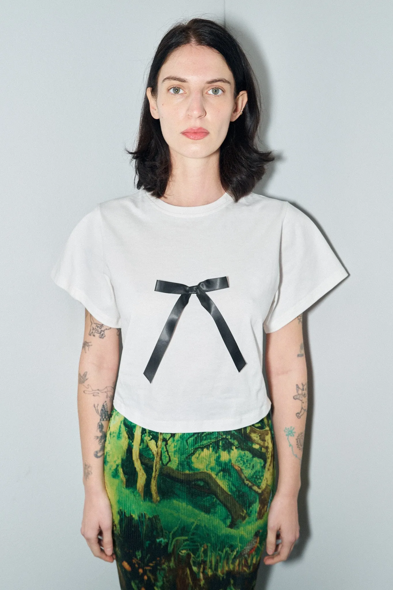 1 left - Single Bow Tommy Tee sold by Fashion Brand Company product image thumbnail 3