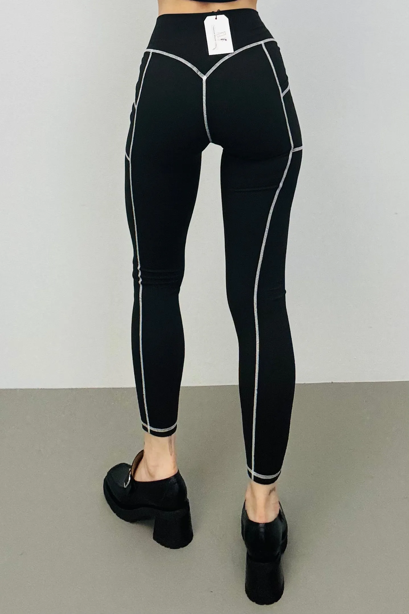 SAMPLE #236 - S Contrast Zip Yoga Pants sold by Fashion Brand Company product image thumbnail 2