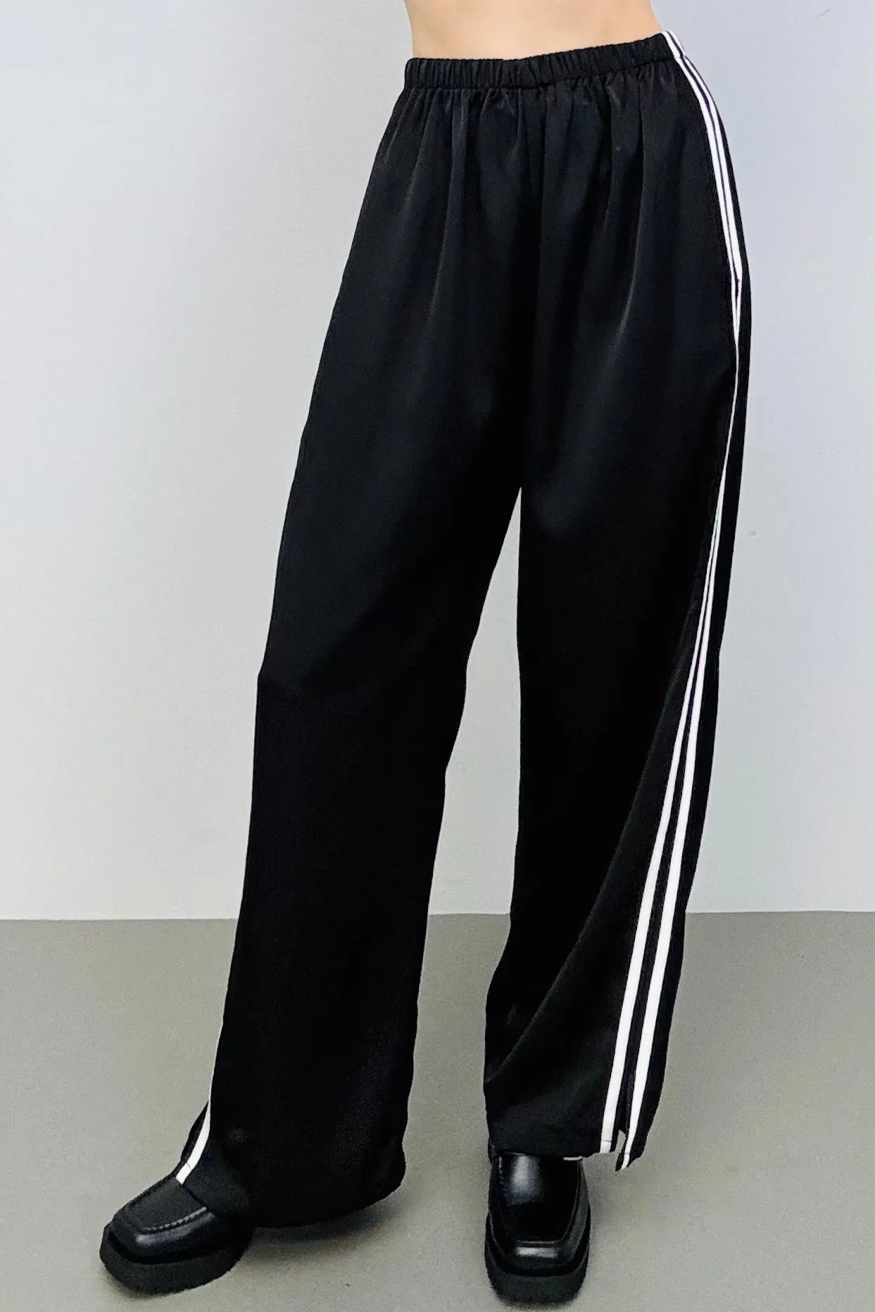 SAMPLE #235 - S Black Satin Sporty Lounge Pants sold by Fashion Brand Company product image thumbnail 2