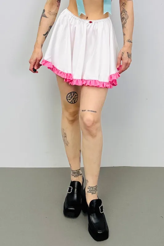 SAMPLE #228 - S Cake Mini Skirt made by Fashion Brand Company