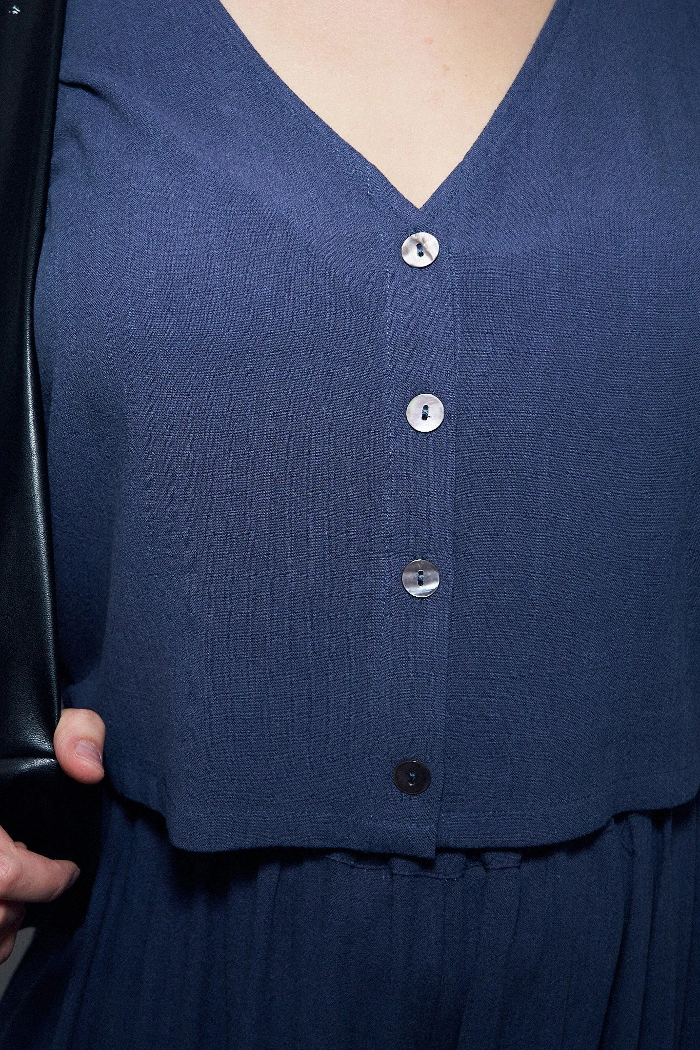 Soft Linen Vest and Pants Set Midnight sold by Fashion Brand Company product image thumbnail 3