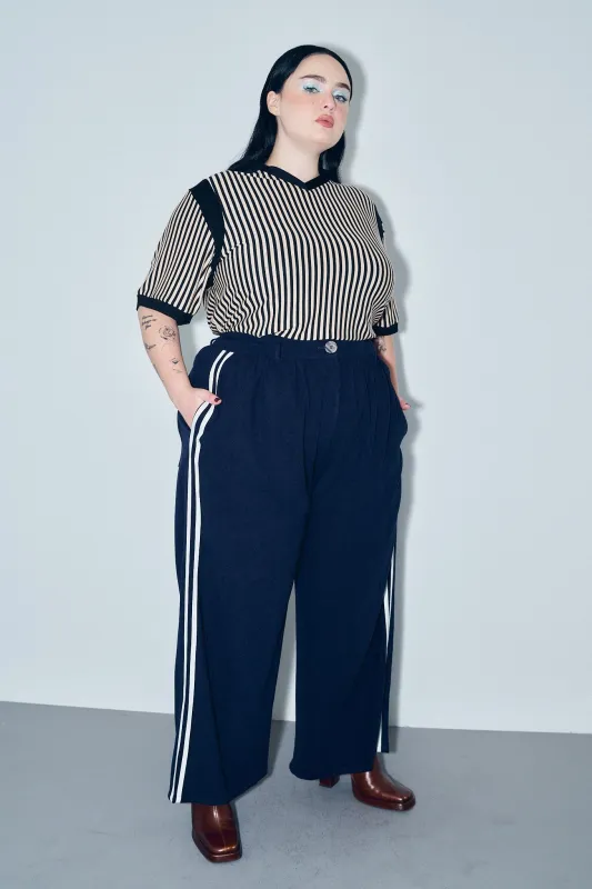 Straight Leg Trousers Thick Linen Navy Sporty made by Fashion Brand Company