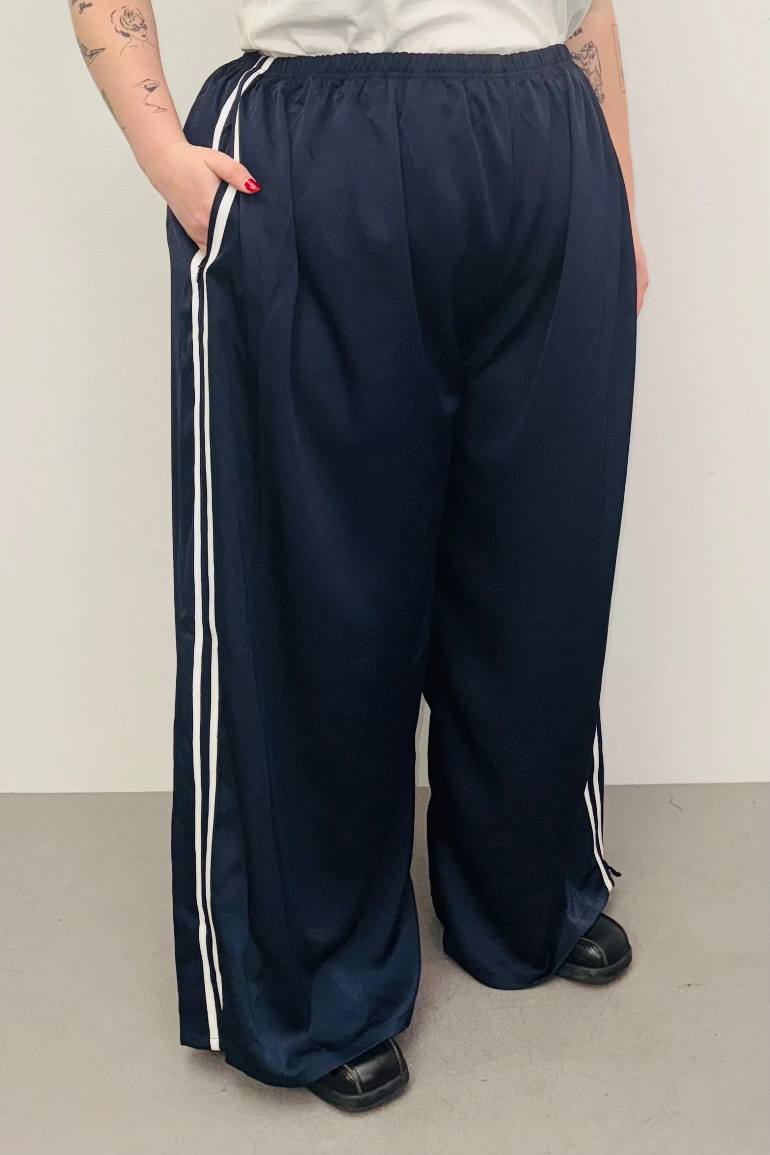 SAMPLE #335 - 2X Navy Satin Sporty Lounge Pants sold by Fashion Brand Company