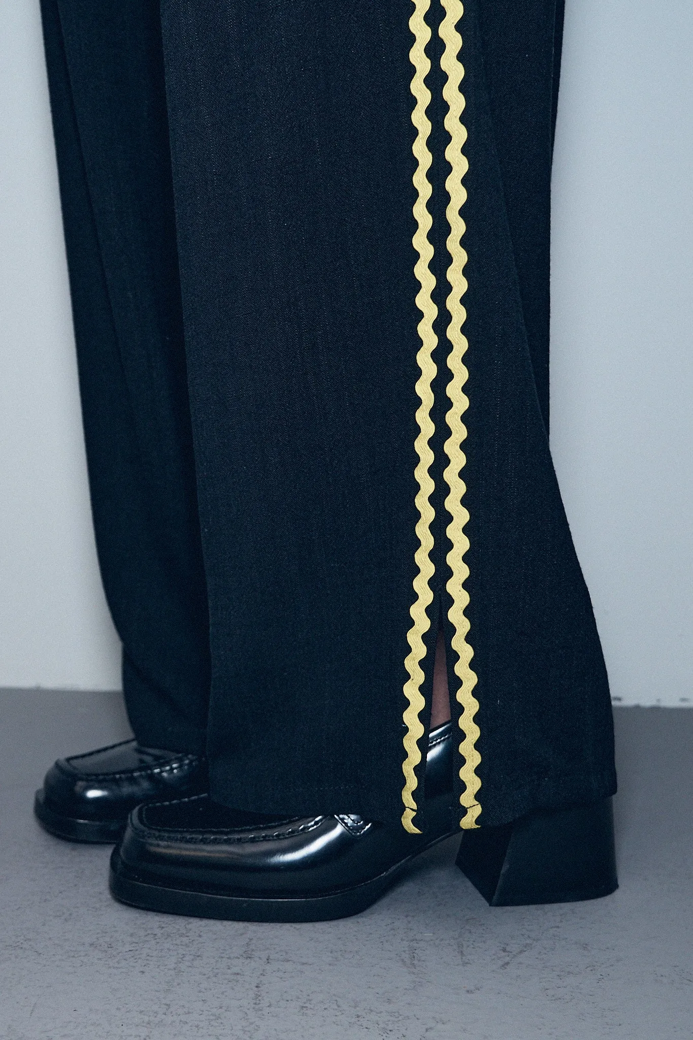 3 left - Lazy Pants Soft Linen Ric Rac Sporty Black/Yellow sold by Fashion Brand Company product image thumbnail 4