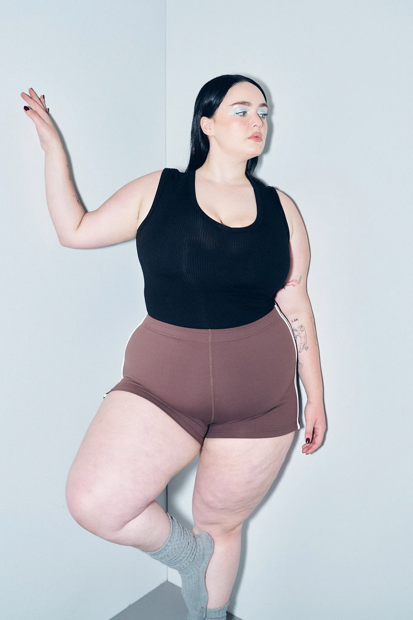 4 left - Sporty Short Shorts Brown sold by Fashion Brand Company product image thumbnail 5