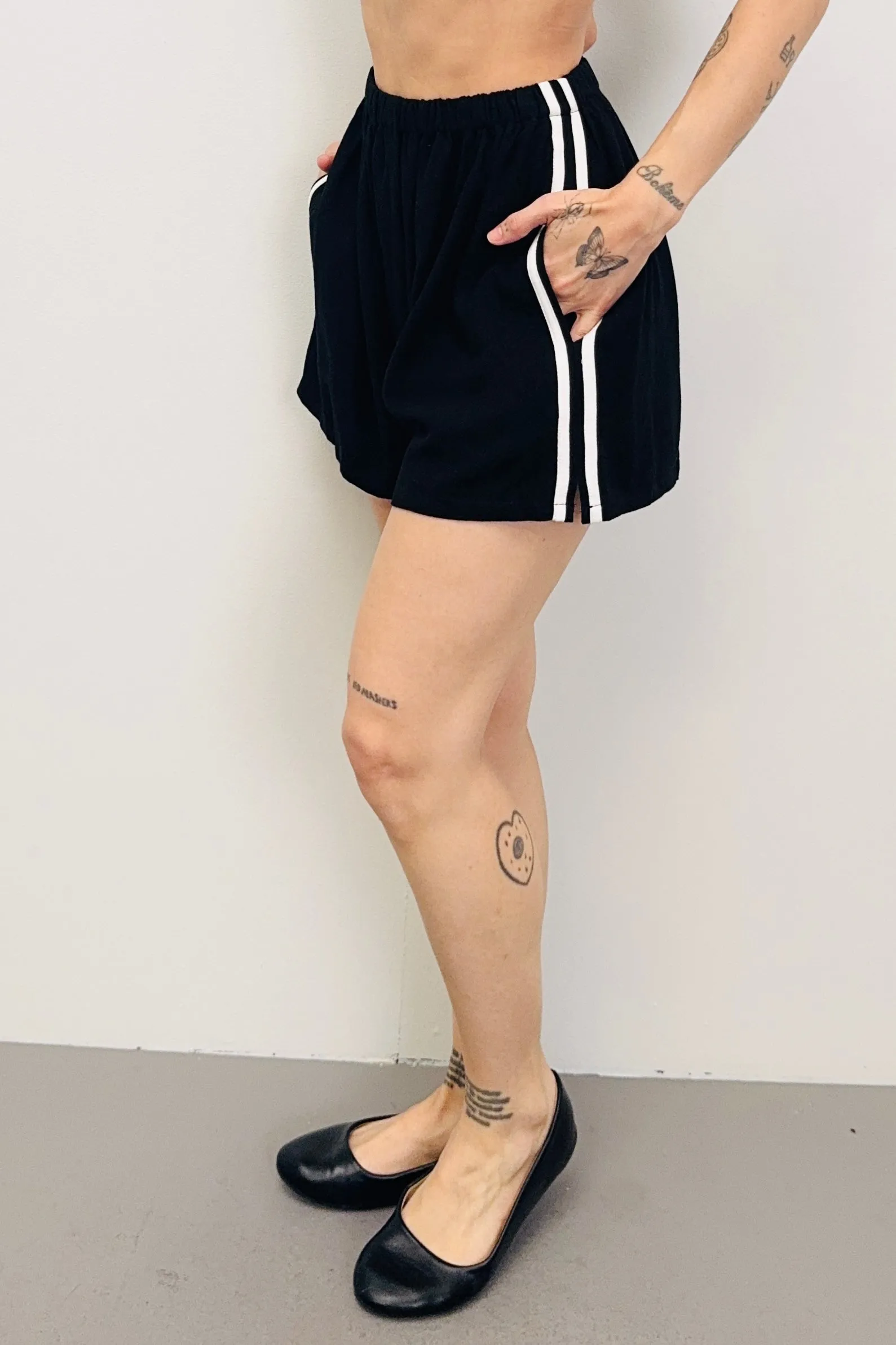 SAMPLE #467 - S Black Sporty Soft Linen Shorts sold by Fashion Brand Company