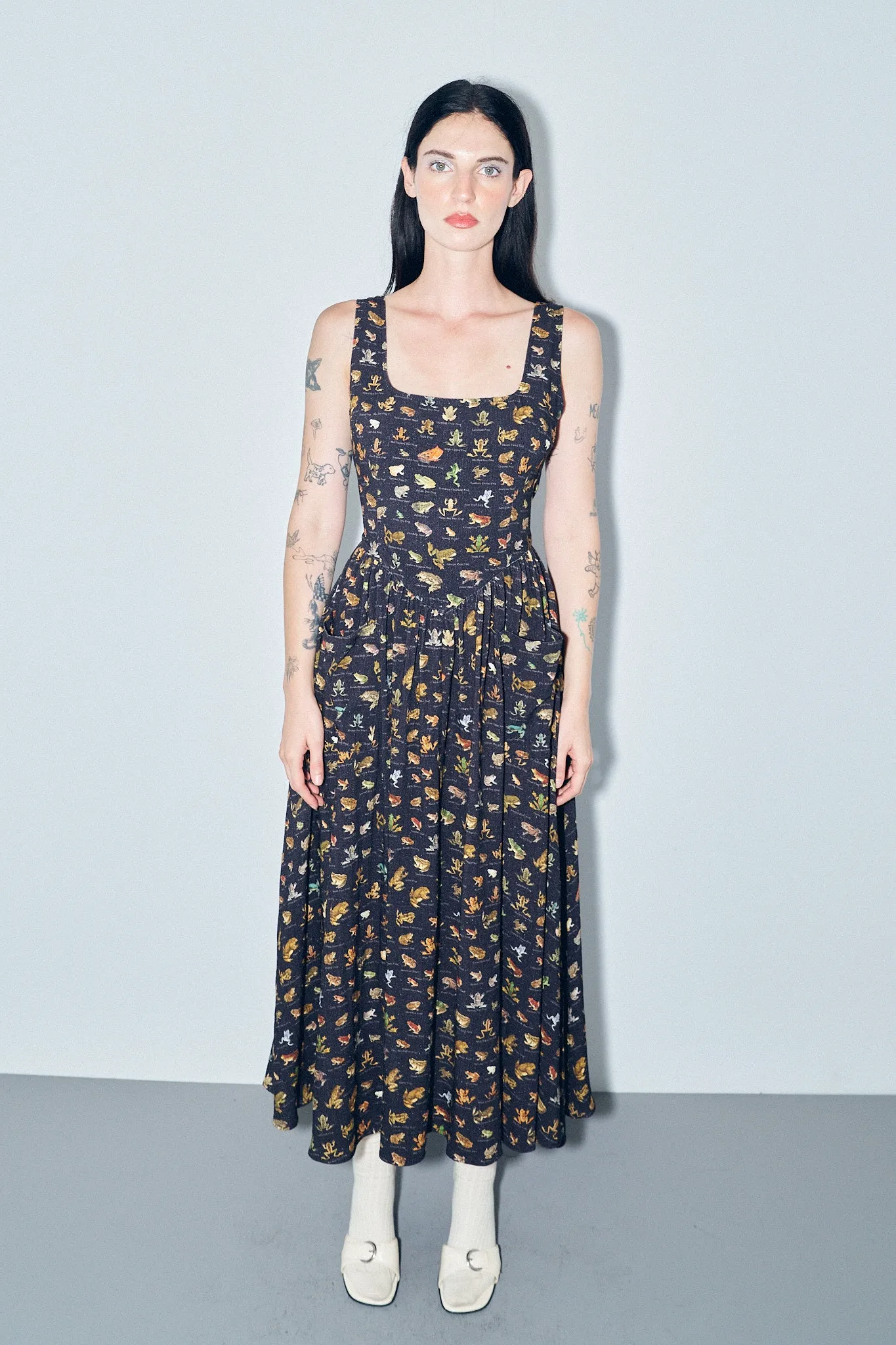 Tradwife Soft Linen Dress Frogs sold by Fashion Brand Company