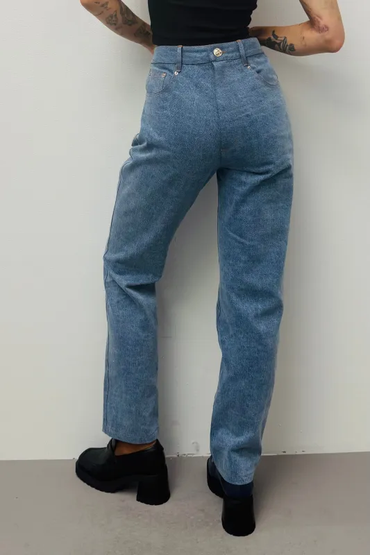 SAMPLE #582 - S High Backwards Jeans made by Fashion Brand Company