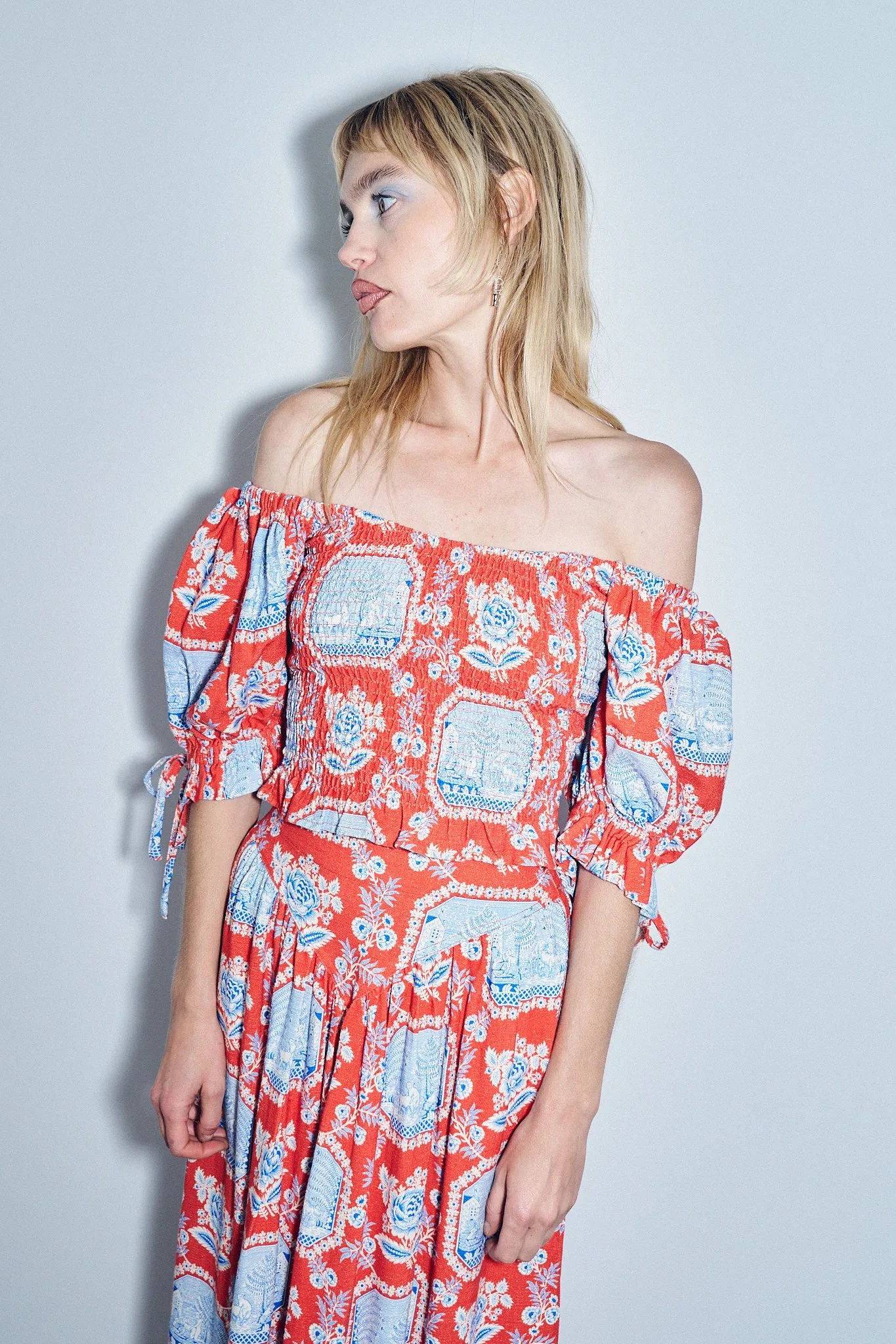 Smocked Blouse Soft Linen French Sex sold by Fashion Brand Company product image thumbnail 3