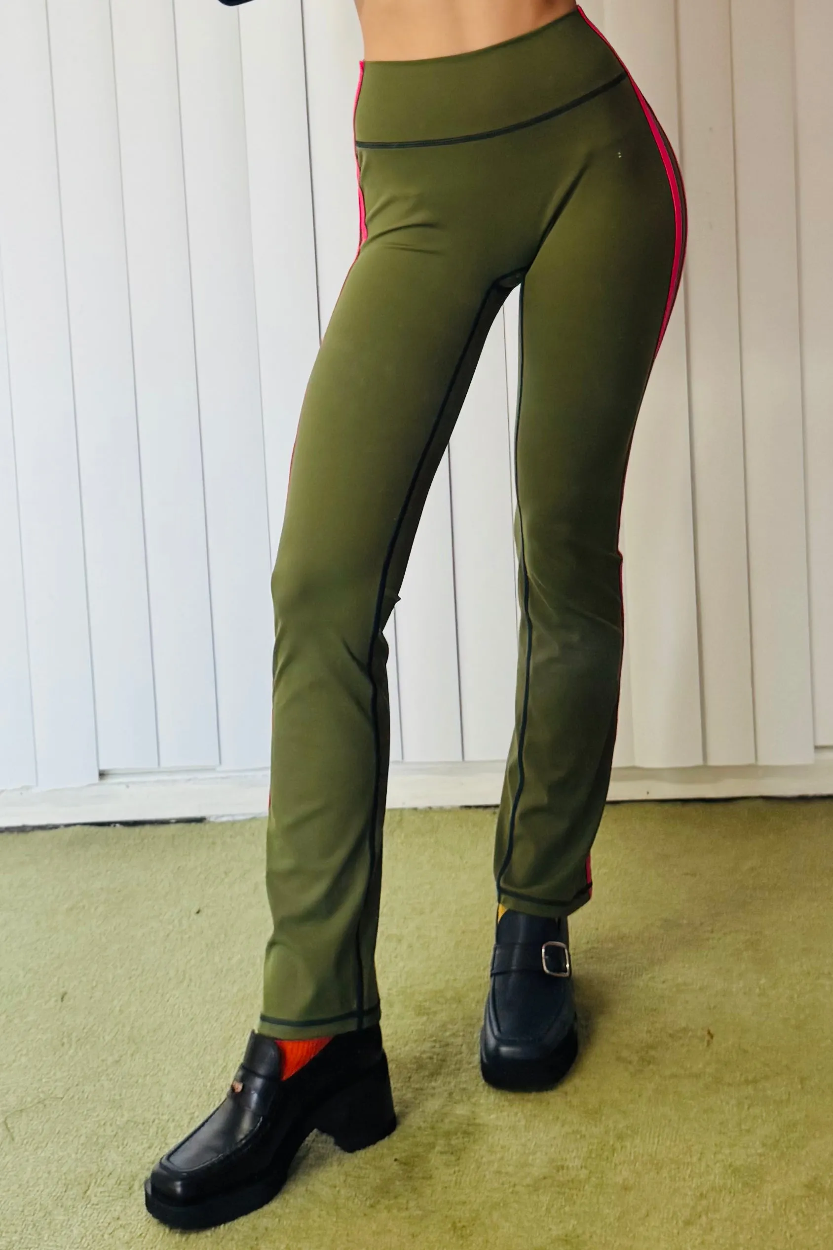 SAMPLE #639 - XS/S Green Sporty Yoga Pants sold by Fashion Brand Company product image thumbnail 2