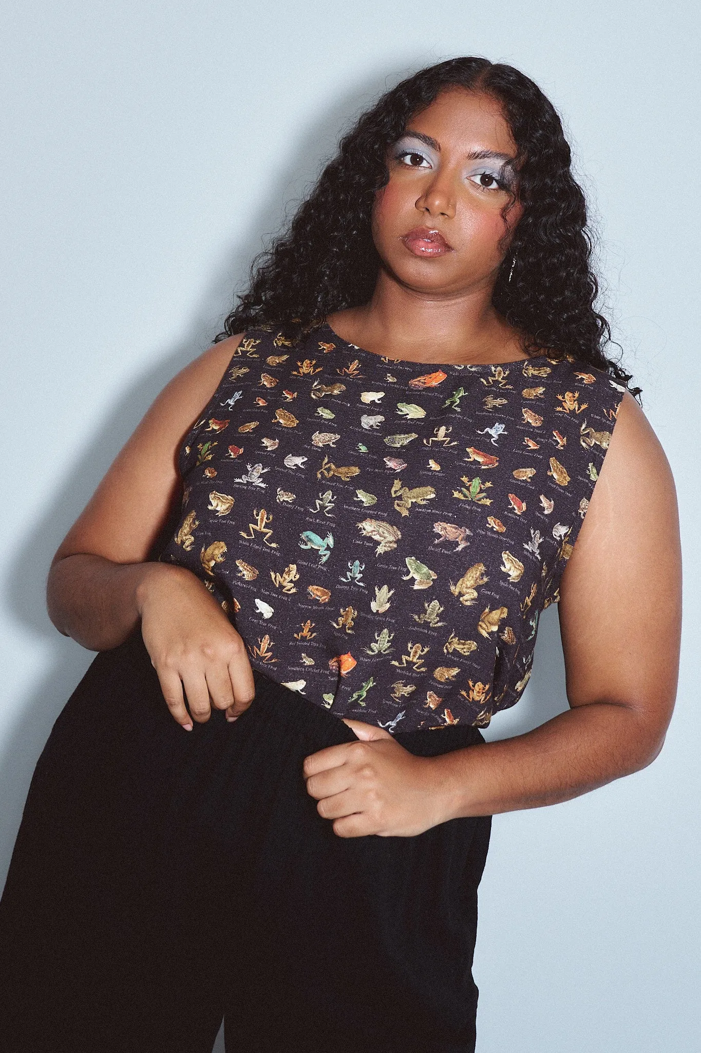 Shift Tank Soft Linen Favorite Frogs sold by Fashion Brand Company product image thumbnail 2