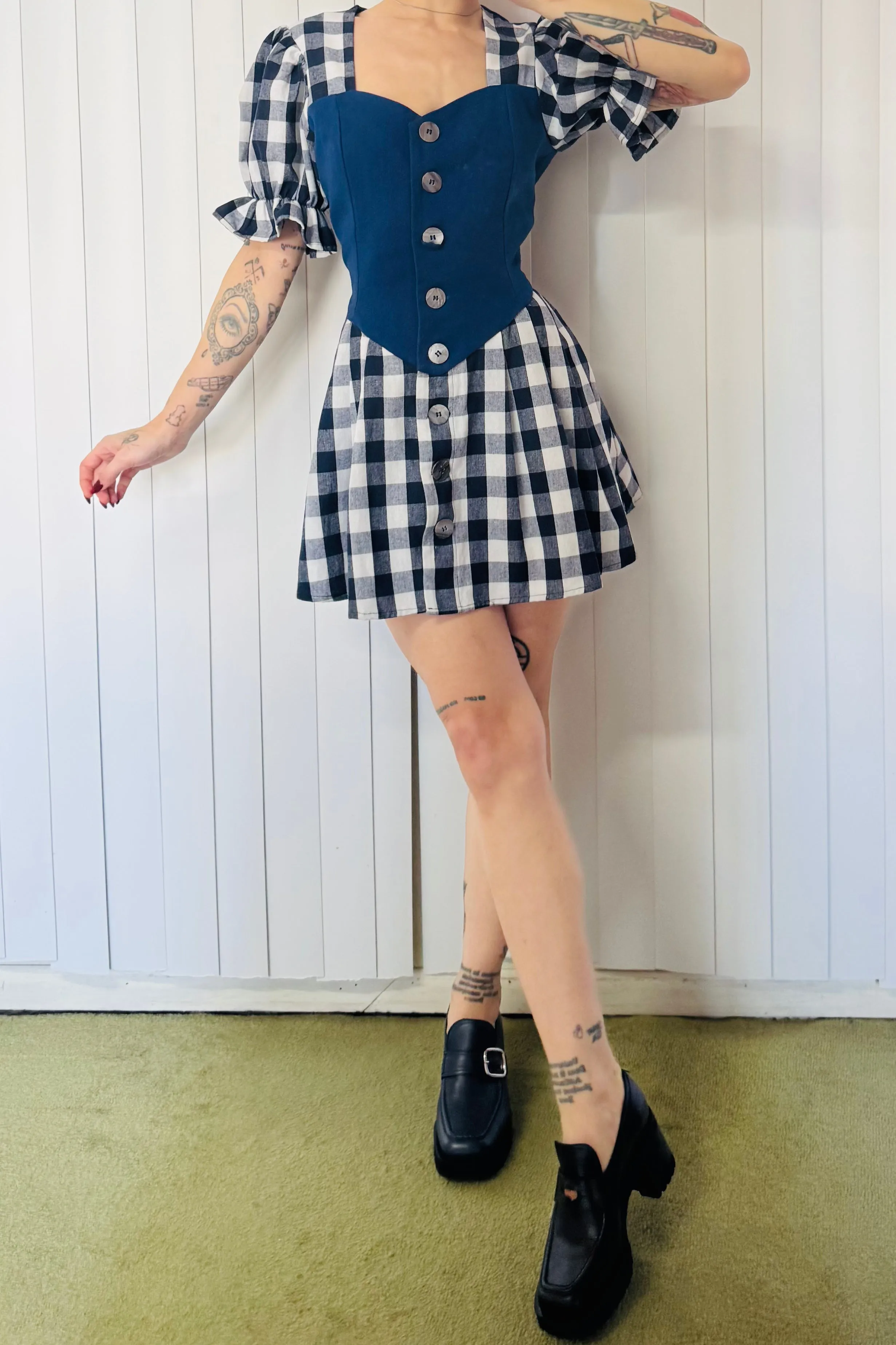 SAMPLE #686 - S Breadmaking Dress sold by Fashion Brand Company