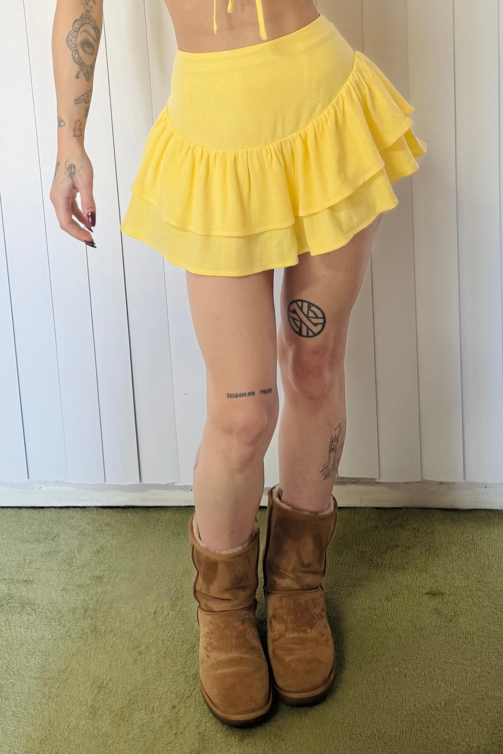 SAMPLE #673 - S Yellow Linen Skort sold by Fashion Brand Company product image thumbnail 3