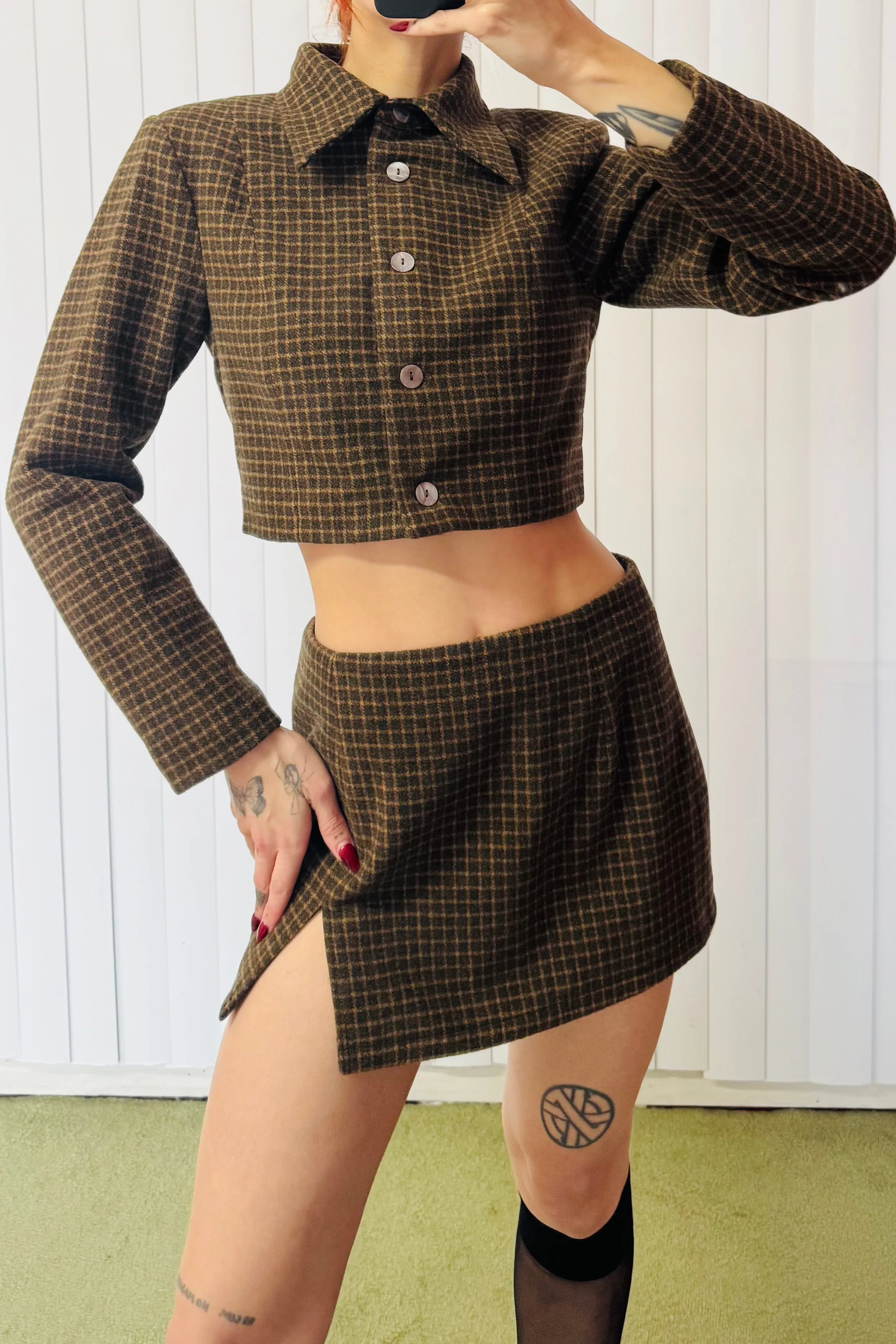 SAMPLE #823 - S Green Wool Plaid Blazer sold by Fashion Brand Company product image thumbnail 2