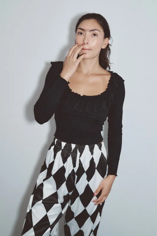 Ruffled Scoop Neck Tencel Rib Long Sleeve Top Black made by Fashion Brand Company