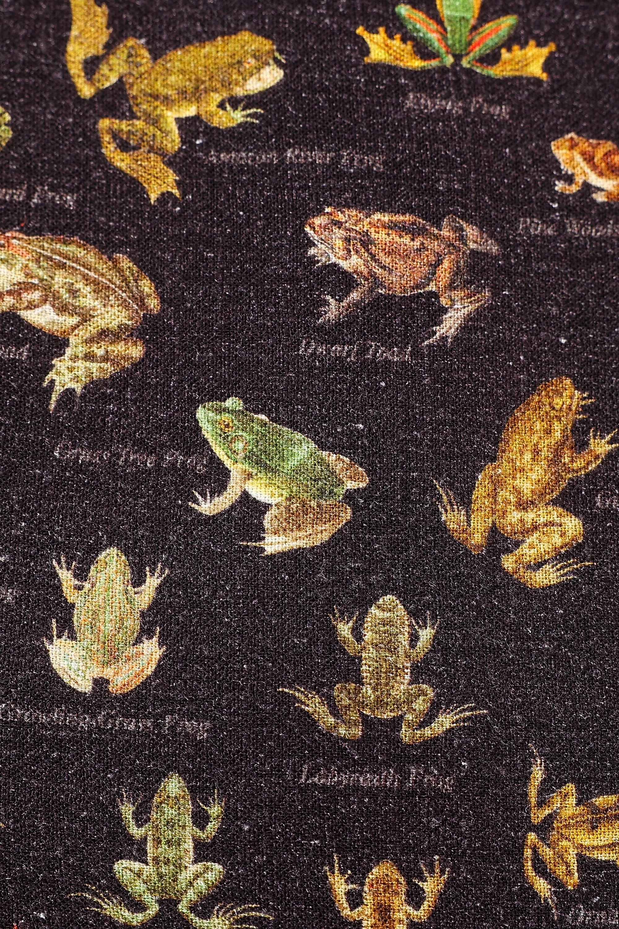 Soft Linen Button Down Tank Top Favorite Frogs sold by Fashion Brand Company product image thumbnail 3