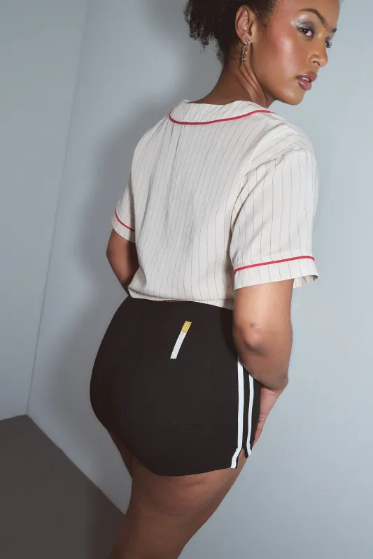 Sporty Cigarette Short Shorts Black made by Fashion Brand Company