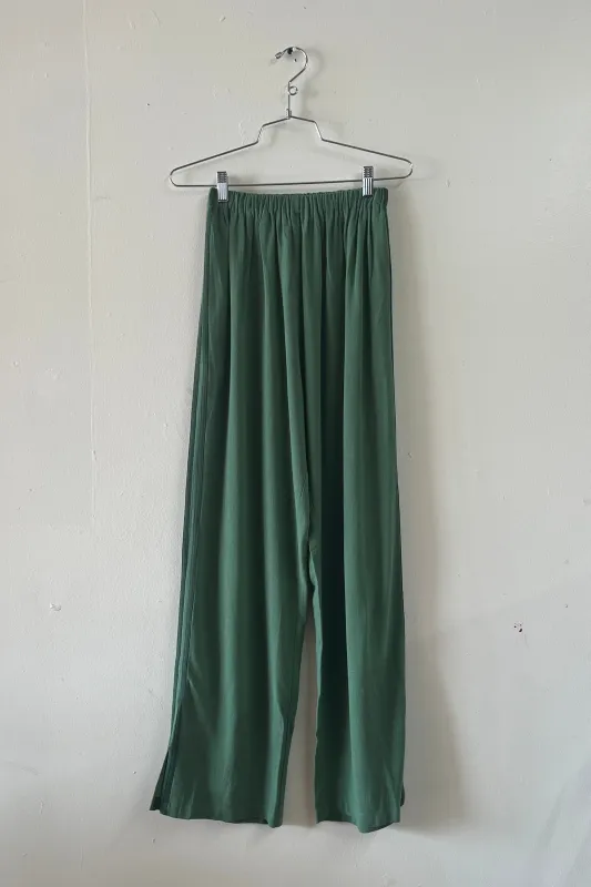 #47: XL Scrap Sporty Lazy Pants Soft Linen - Mid Green / Forest Green made by Fashion Brand Company