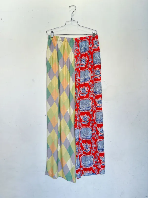 #44: XL Scrap Split Print Lazy Pants - Harlequin / French Sex made by Fashion Brand Company