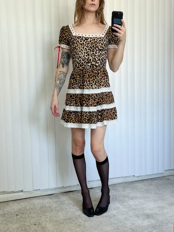 SAMPLE #150 - S Puff Sleeve Squareneck Mini Dress Leopard Print - Leopard made by Fashion Brand Company