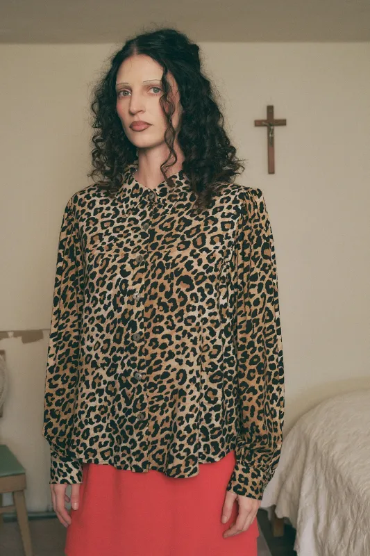 Soft Linen Boss Blouse Leopard made by Fashion Brand Company