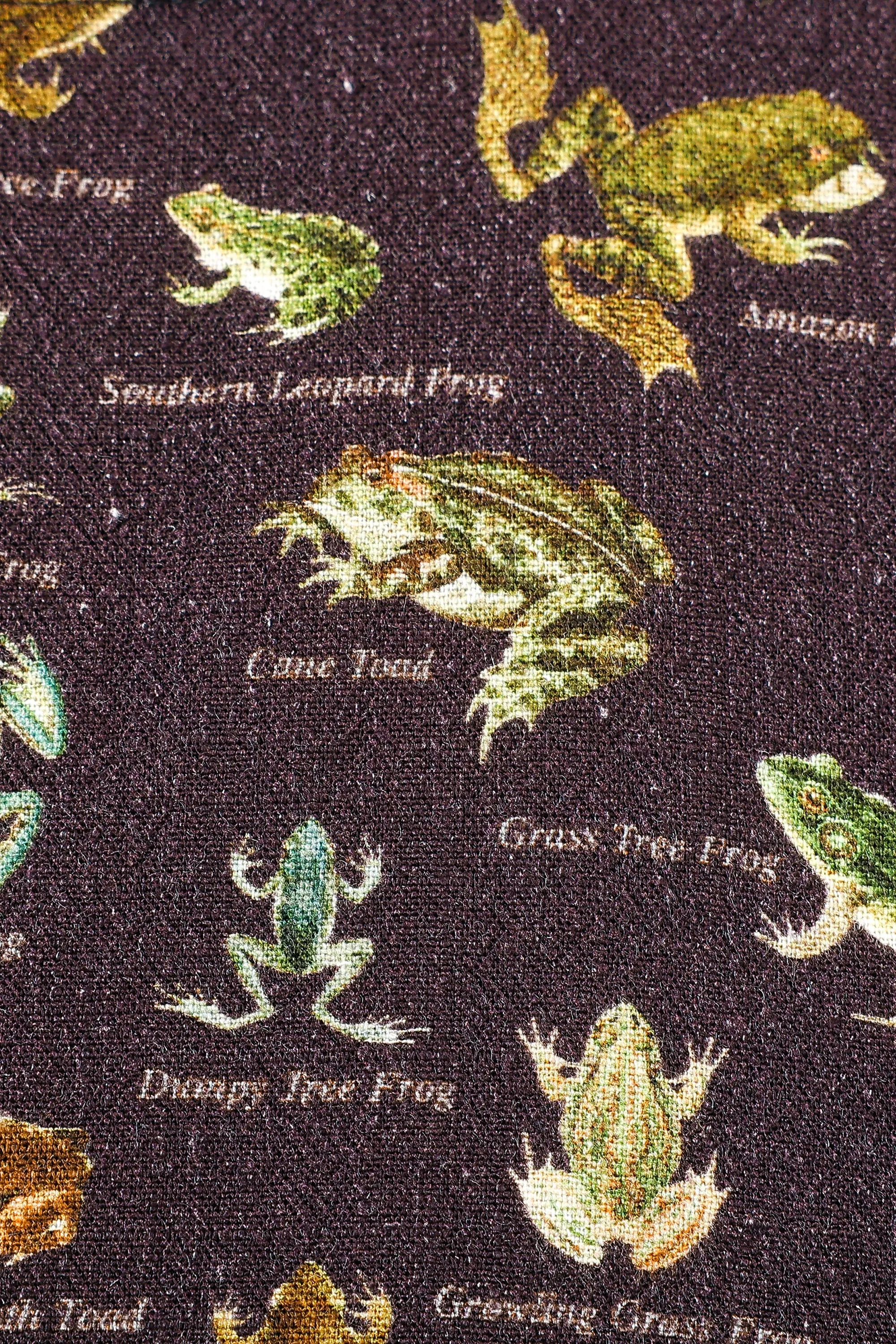 Scoop Crop Tank Soft Linen Favorite Frogs sold by Fashion Brand Company product image thumbnail 3