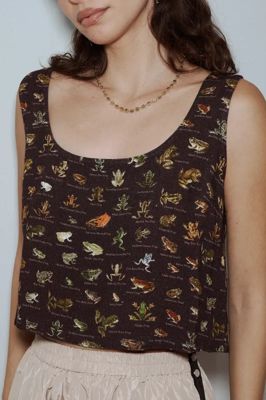 Scoop Crop Tank Soft Linen Favorite Frogs made by Fashion Brand Company