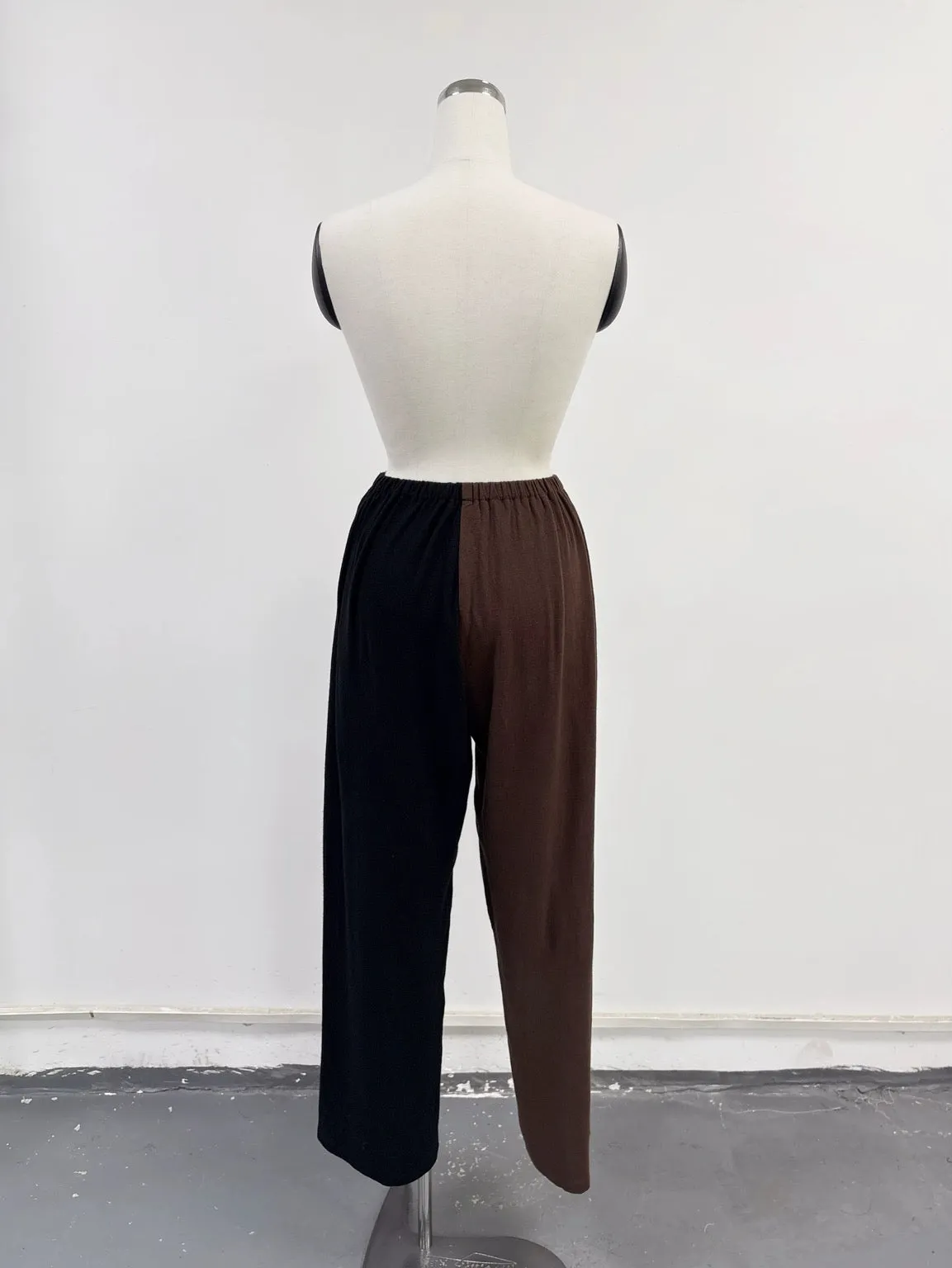 SAMPLE #377 - S Soft Linen Vest And Pants Set - Brown / Black sold by Fashion Brand Company product image thumbnail 3