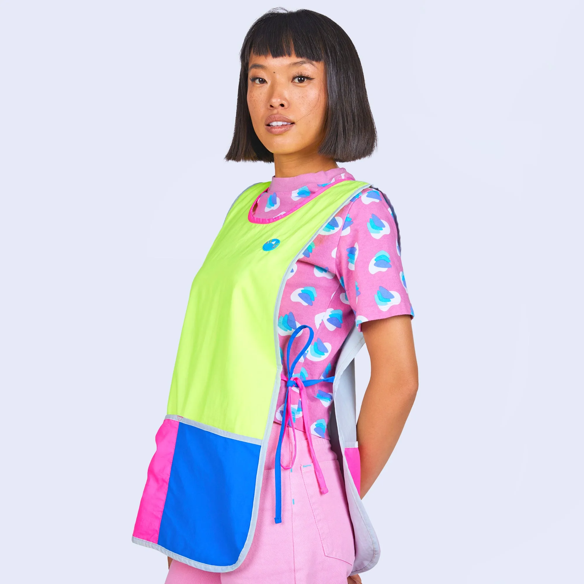 Activate Nylon Flap Apron sold by Mokuyobi product image thumbnail 3