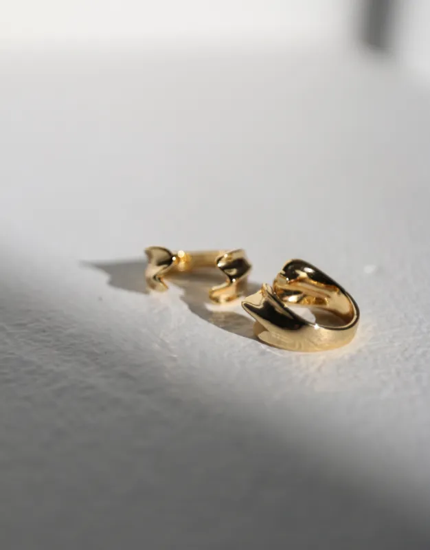 The Cleo Ring sold by 2020 Ave