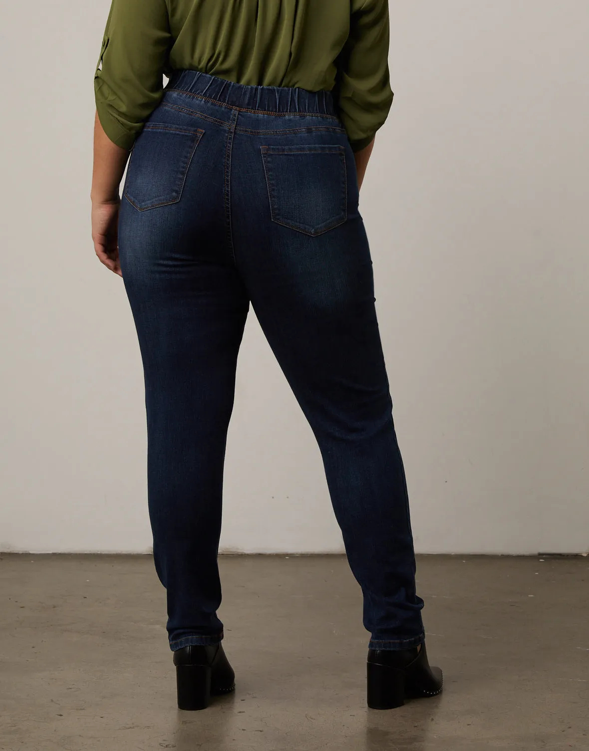 Plus Size Elastic Waist Jeans sold by 2020 Ave product image thumbnail 4