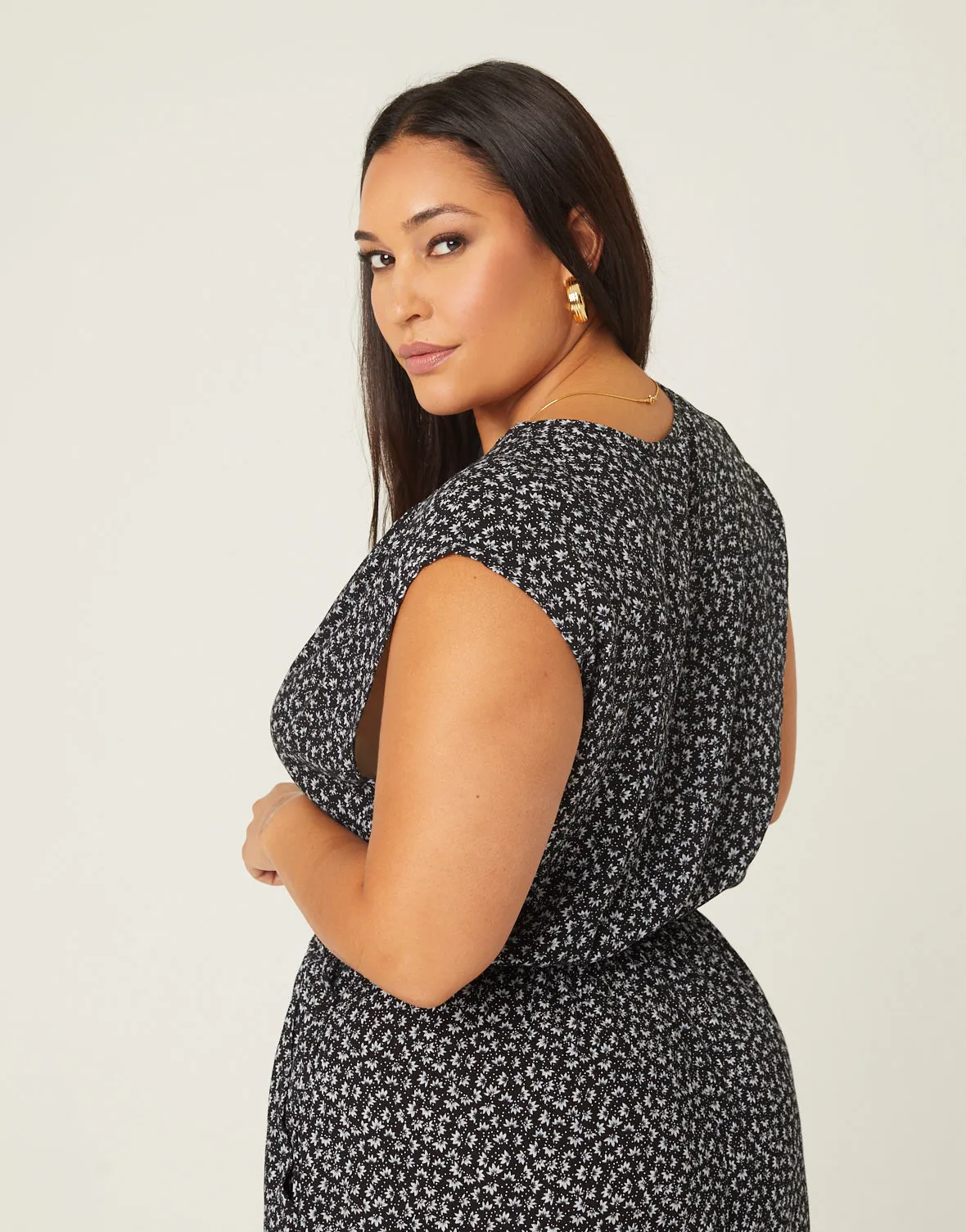Plus Size Sleeveless Floral Surplice Romper sold by 2020 Ave product image thumbnail 5