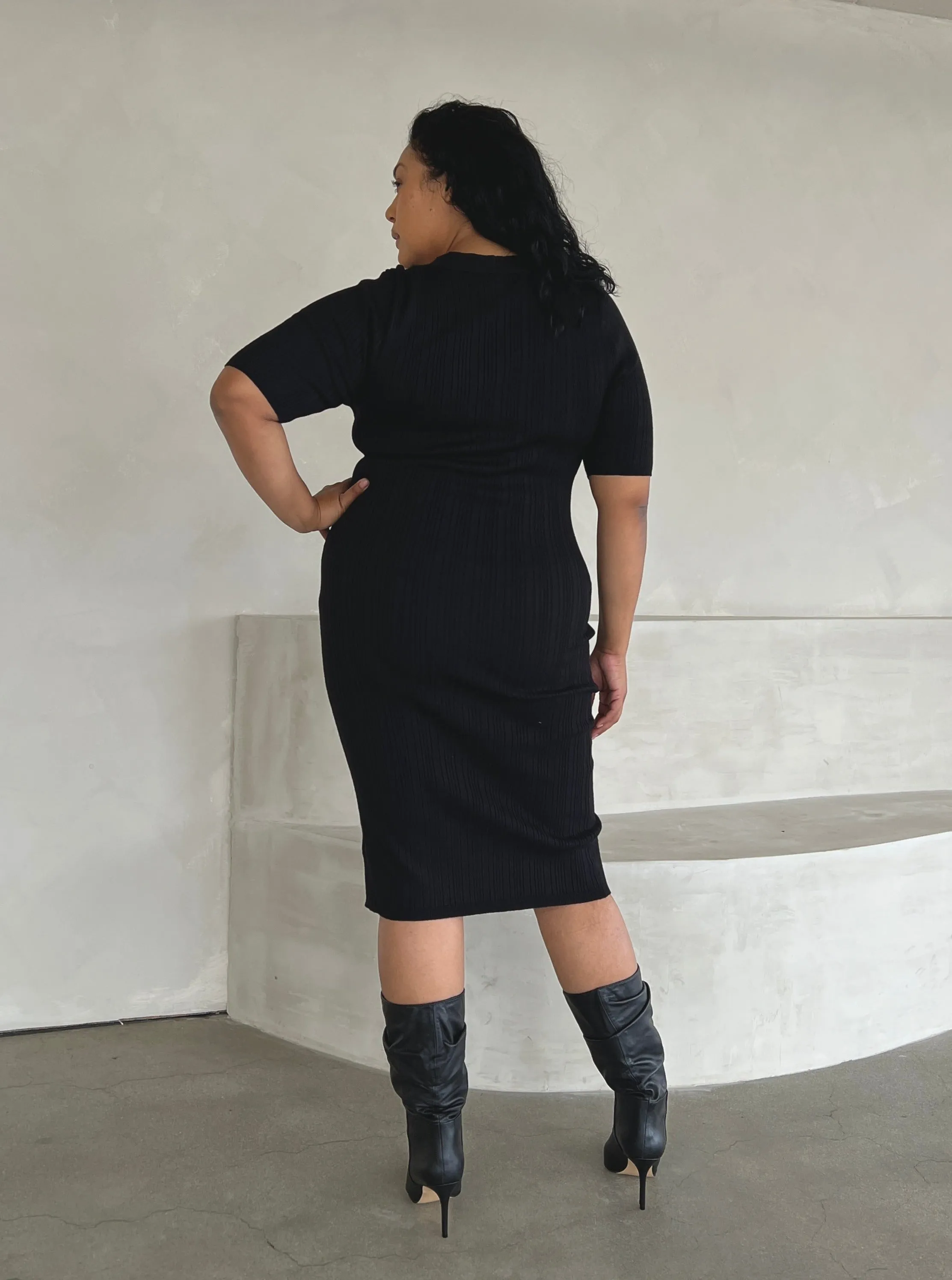 Plus Size Button Down Midi Dress sold by 2020 Ave product image thumbnail 5
