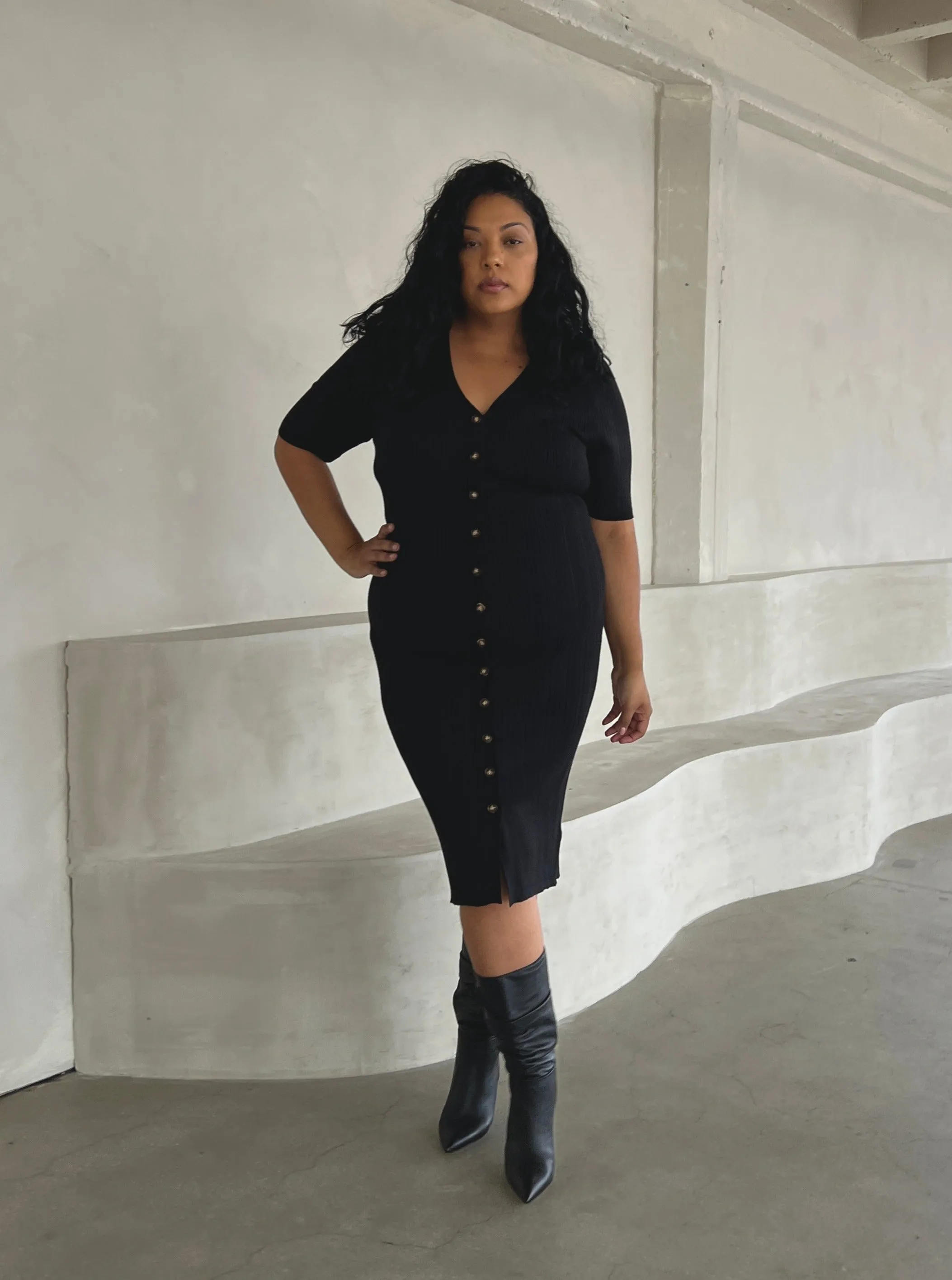 Plus Size Button Down Midi Dress sold by 2020 Ave product image thumbnail 4