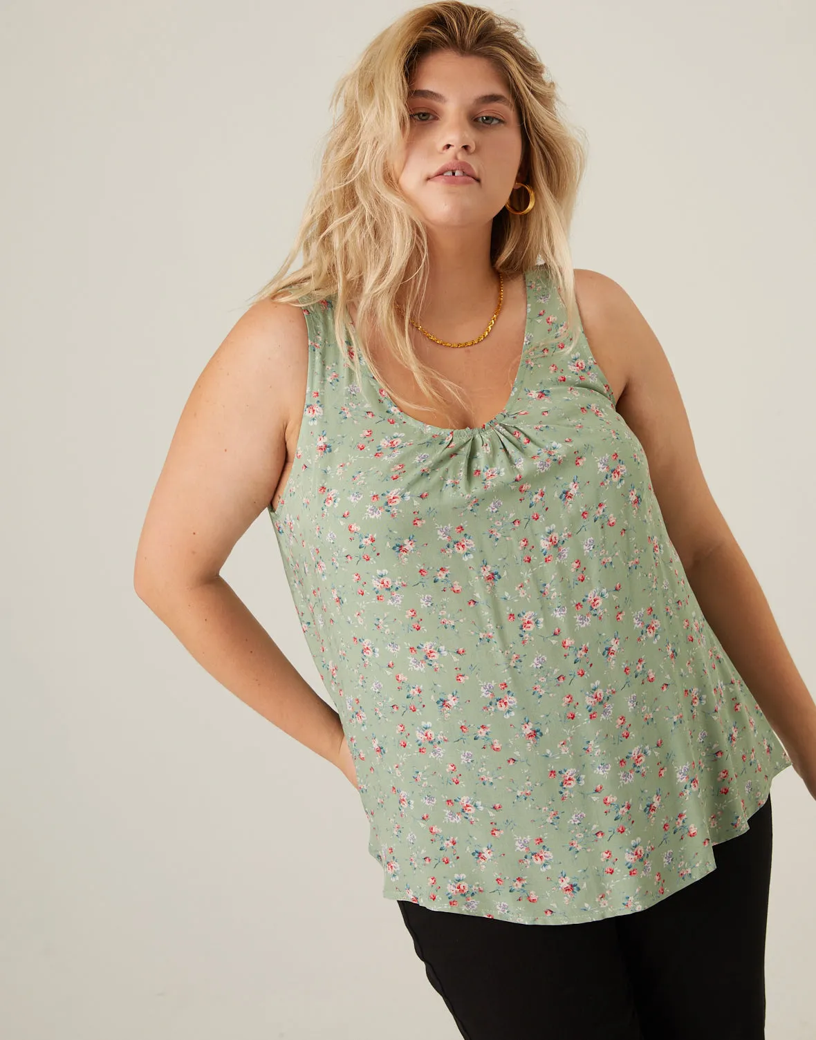 Plus Size Roses Floral Tank sold by 2020 Ave product image thumbnail 4