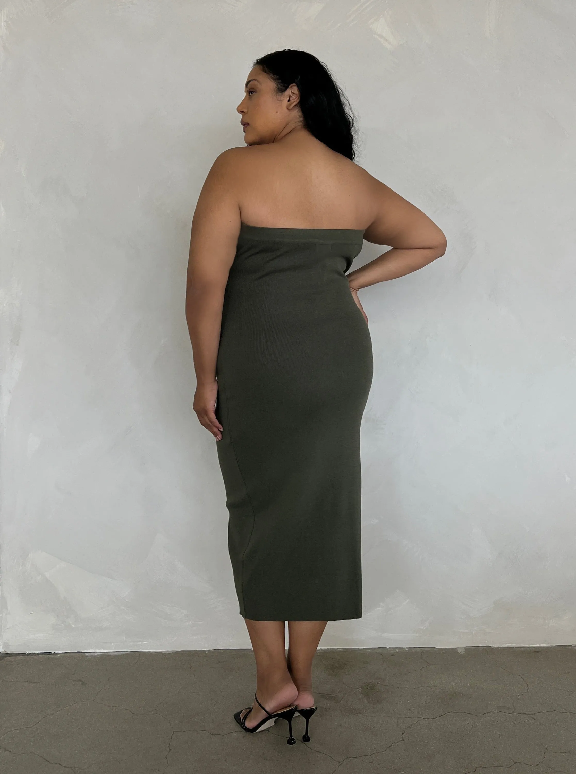Plus Size Knit Tube Midi Dress sold by 2020 Ave product image thumbnail 5