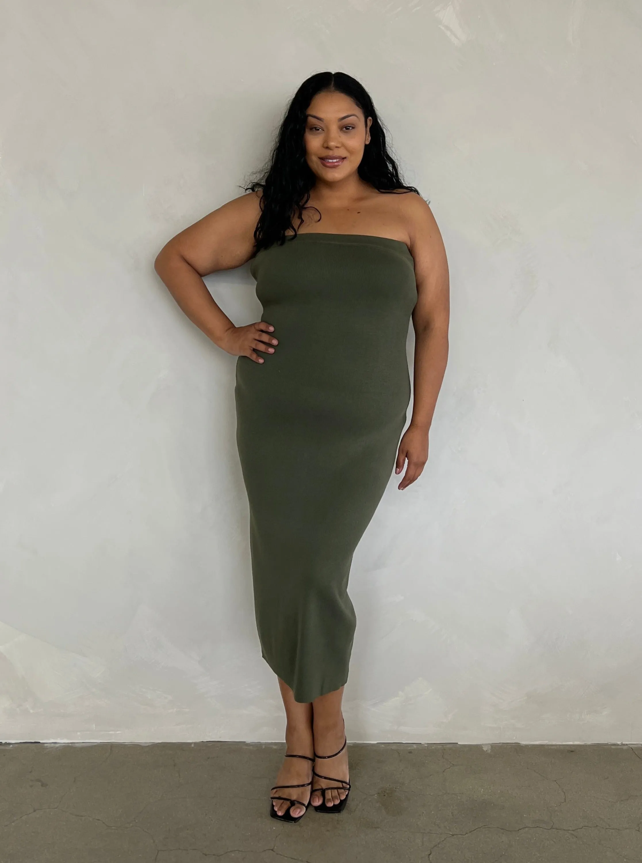 Plus Size Knit Tube Midi Dress sold by 2020 Ave product image thumbnail 3