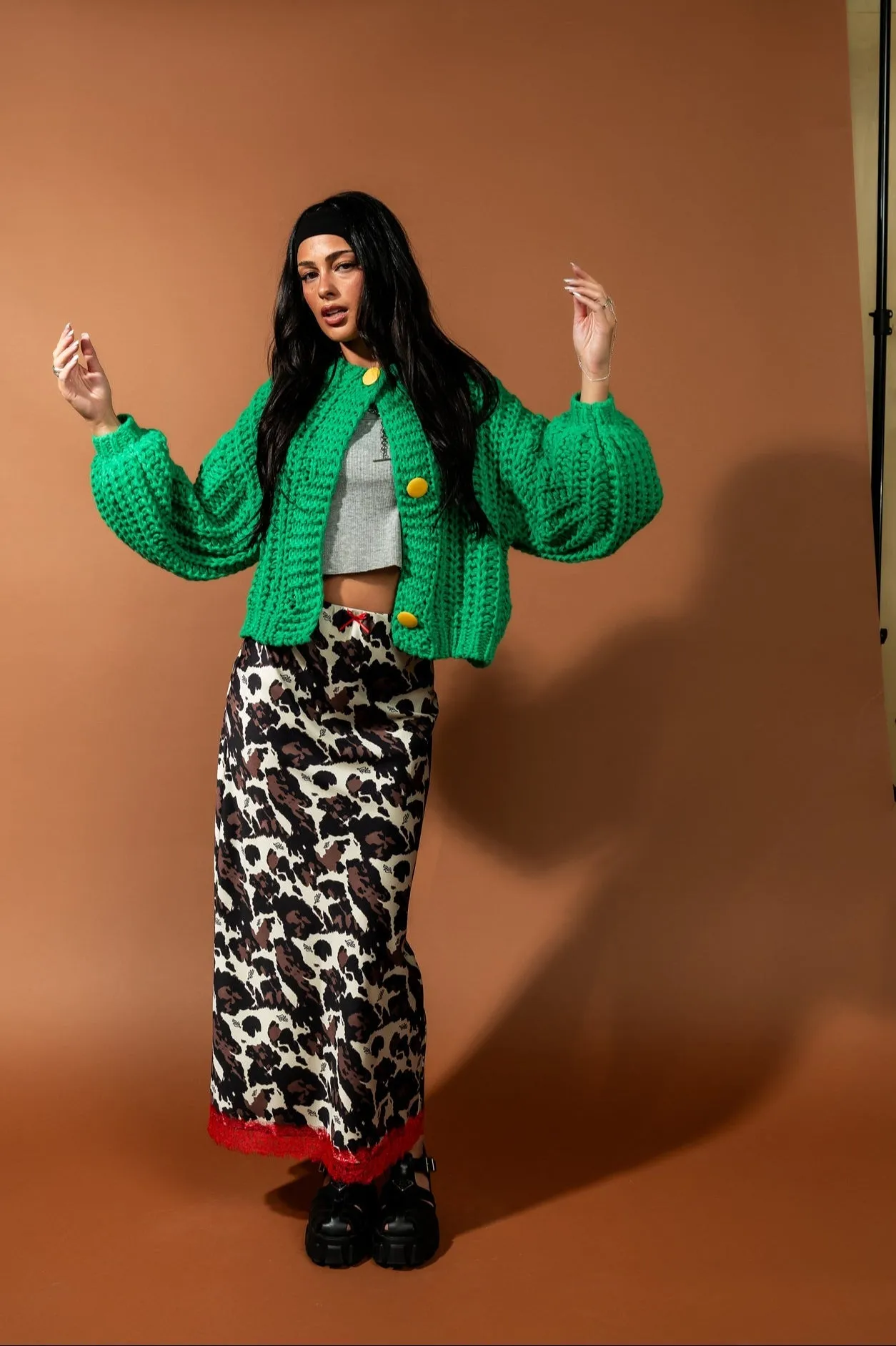 You Wish Hand Knit Chunky Cardigan in Green sold by Dressed In Lala product image thumbnail 5