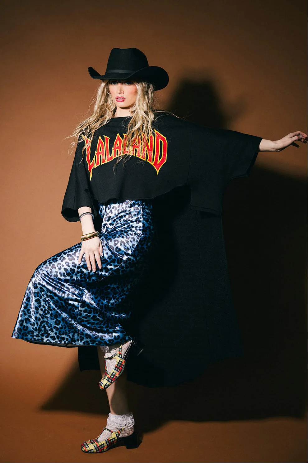 Grunge Glory Hi-Lo Lalaland Rock n Roll Sweatshirt in Black sold by Dressed In Lala product image thumbnail 5