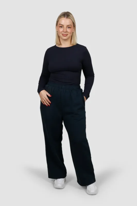 FLARE SWEATPANT MIDNIGHT sold by FAYT The Label